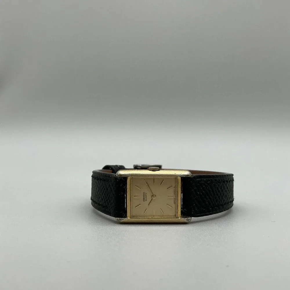 Vintage Seiko Womens Watch 17mm Gold Tone Black Leather 1400-5039 New Battery